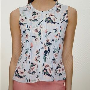 New Tommy Hilfiger blouse